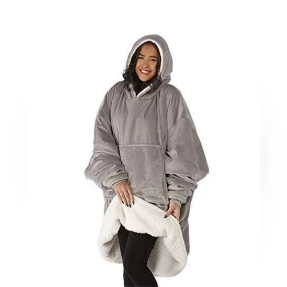 The Comfy Gray Long Sweater/Blanket Hoodie Cozy Kangaroo Pocket - Picture 1 of 6